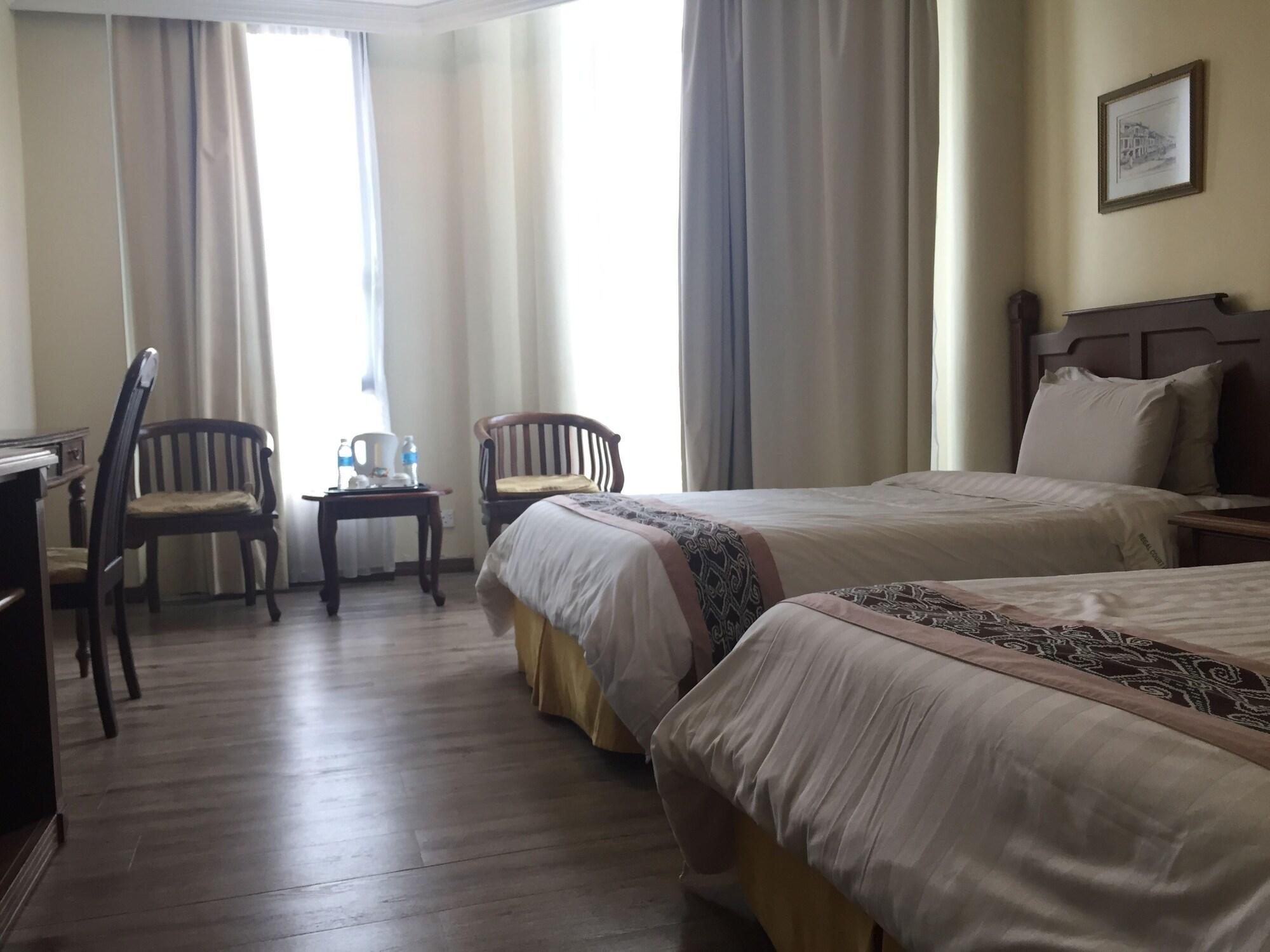Regal Court Hotel كوشنج المظهر الخارجي الصورة